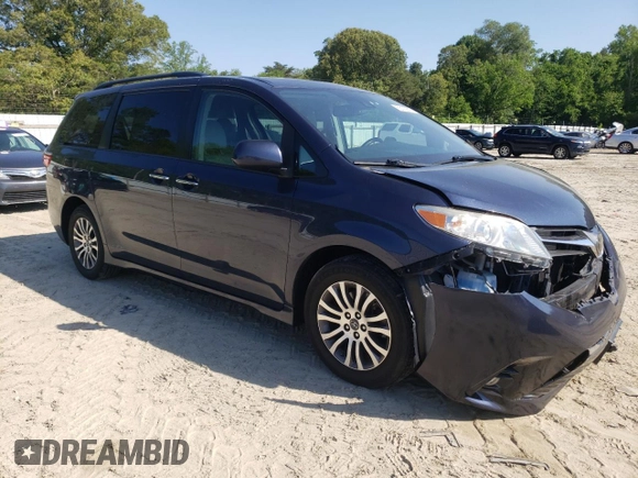 2018 Toyota Sienna XLE Auto Access Seat with VIN 5TDYZ3DC7JS914212, listed as a Copart auction lot 55273805 with 56,082 mi miles and Salvage title. Bid and sale history available at DreamBid. Image 4.