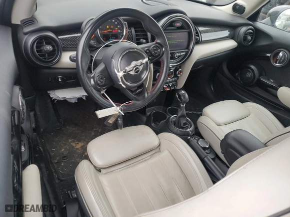 2016 MINI Cooper Hardtop S with VIN WMWXP7C55G3B92633, listed as a Copart auction lot 47946985 with 112,104 mi miles and Salvage Title. Bid and sale history available at carsss.com. Image 8.