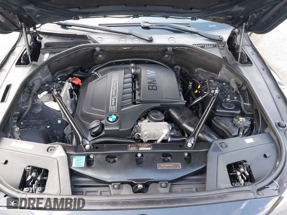 2011 BMW 5 Series GT 535i xDrive with VIN WBASP2C50BC337015, listed as a IAAI auction lot 42209500 with 136,961 mi miles. Bid and sale history available at carsss.com. Image 10.