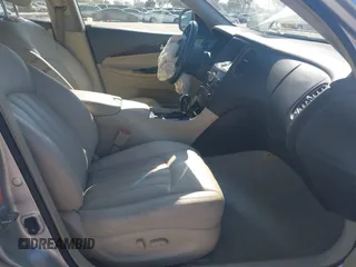 2008 Infiniti EX Journey with VIN JNKAJ09E48M306864, listed as a IAAI auction lot 41469613 with 121,767 mi miles and . Bid and sale history available at carsss.com. Image 5.