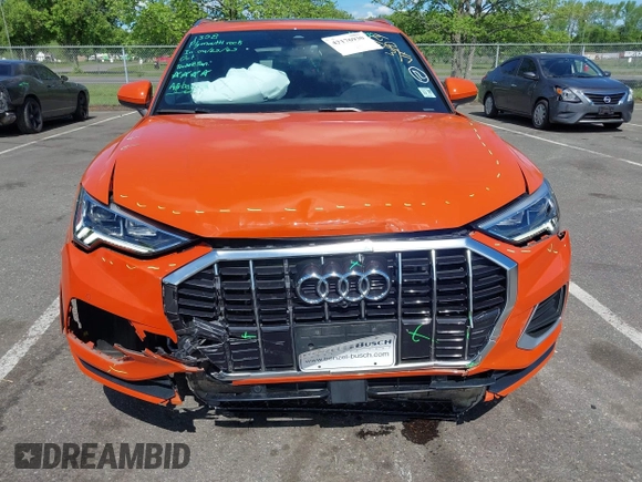 2022 Audi Q3 Premium Plus z VIN WA1BUCF36N1149539, wystawiony jako IAAI lot #42176930 z przebiegiem 13 152 mil mil oraz . Historia ofert i sprzedaży dostępna na DreamBid. Obrazek 6.