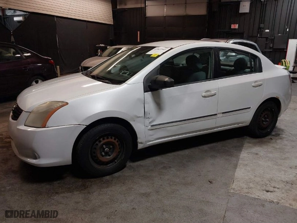 2011 Nissan Sentra 2.0 SR with VIN 3N1AB6AP7BL706114, listed as a IAAI auction lot 41822941 with 124,684 mi miles. Bid and sale history available at carsss.com. Image 2.