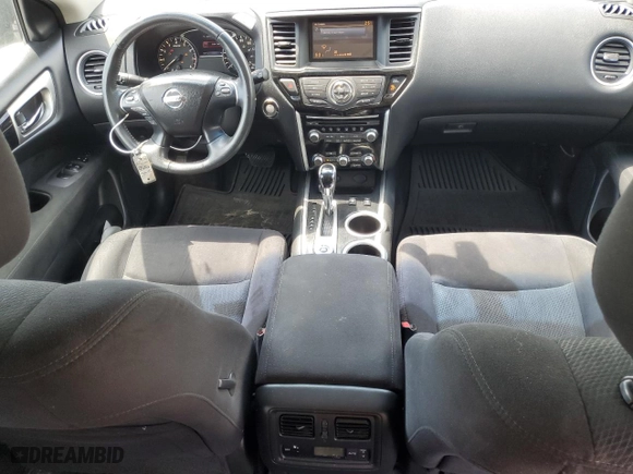 2016 Nissan Pathfinder SV with VIN 5N1AR2MM1GC608987, listed as a Copart auction lot 52672025 with 131,211 mi miles and Clean Title. Bid and sale history available at carsss.com. Image 8.