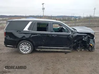 2024 Cadillac Escalade Luxury z VIN 1GYS4AKLXRR116951, wystawiony jako IAAI lot #42007285 z przebiegiem 46 101 mil mil oraz . Historia ofert i sprzedaży dostępna na DreamBid. Obrazek 14.