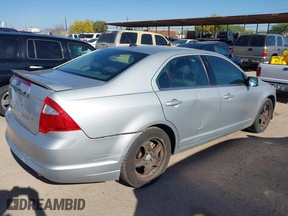 2010 Ford Fusion SE with VIN 3FAHP0HA0AR238417, listed as a IAAI auction lot 41994047 with 173,421 mi miles. Bid and sale history available at carsss.com. Image 4.