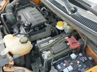 2018 Chevrolet Sonic Premier z VIN 1G1JF6SB3J4104893, wystawiony jako IAAI lot #41690826 z przebiegiem 72 449 mil mil oraz . Historia ofert i sprzedaży dostępna na DreamBid. Obrazek 20.