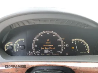2008 Mercedes-Benz S 550 with VIN WDDNG71X88A197257, listed as a Copart auction lot 49098495 with 182,514 mi miles and Salvage Title. Bid and sale history available at DreamBid. Image 9.
