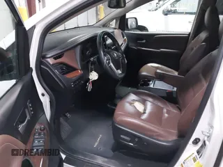 2016 Toyota Sienna Ltd with VIN 5TDDK3DC7GS138658, listed as a IAAI auction lot 41701349 with 189,413 mi miles. Bid and sale history available at carsss.com. Image 5.