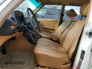 1980 Mercedes-Benz 300 with VIN 12313012165283, listed as a Copart auction lot 81507514 with 121,465 mi miles and Clean Title. Bid and sale history available at DreamBid. Image 7.