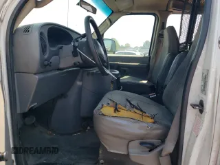 2003 Ford Econoline Cargo z VIN 1FTSS34F33HA14239, wystawiony jako Copart lot #60692485 z przebiegiem 441 148 mil mil oraz Czysty tytuł • Clean title. Historia ofert i sprzedaży dostępna na DreamBid. Obrazek 7.
