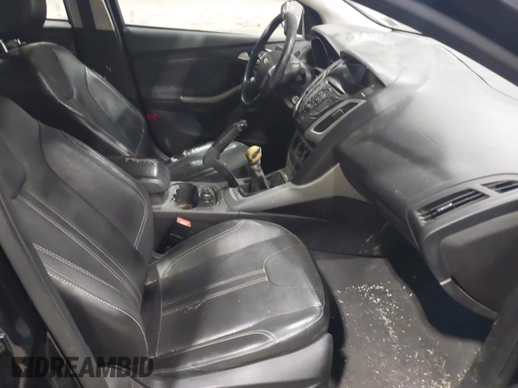 2014 Ford Focus SE with VIN 1FADP3F20EL114485, listed as a IAAI auction lot 41988373 with 119,963 mi miles. Bid and sale history available at carsss.com. Image 5.