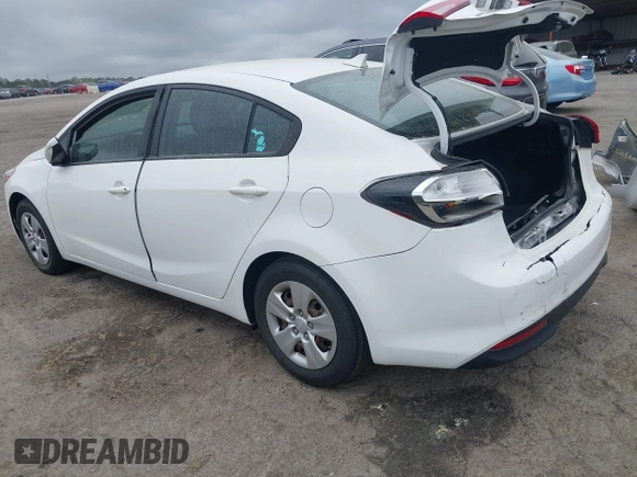 2018 Kia Forte LX with VIN 3KPFK4A78JE243751, listed as a IAAI auction lot 41907111 with 101,729 mi miles. Bid and sale history available at carsss.com. Image 3.