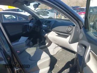 2009 Toyota RAV4 with VIN JTMBF33V895006810, listed as a IAAI auction lot 41734941 with 87,960 mi miles. Bid and sale history available at carsss.com. Image 5.