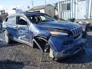 2014 Jeep Cherokee Limited z VIN 1C4PJMDS8EW193386, wystawiony jako IAAI lot #41939748 z przebiegiem 144 285 mil mil oraz . Historia ofert i sprzedaży dostępna na DreamBid. Obrazek 1.