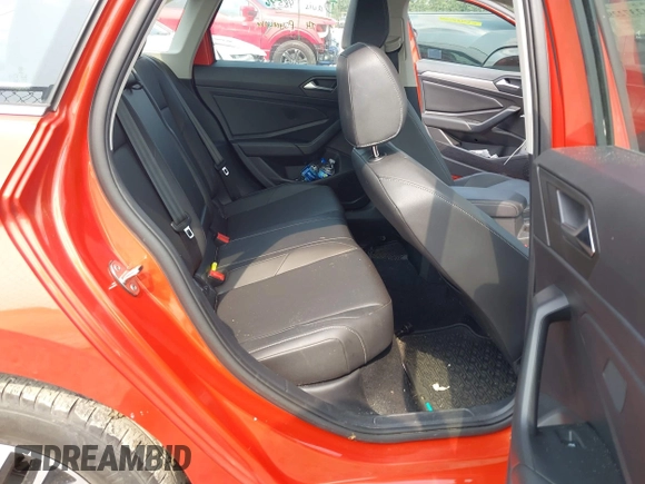 2020 Volkswagen Jetta S с VIN 3VWCB7BU5LM039701, выставлен на аукционе IAAI как лот 42372293 с пробегом 43 111 миль миль и . История ставок и продаж доступна на DreamBid. Изображение 8.