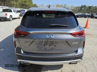 2019 Infiniti QX50 LUXE with VIN 3PCAJ5M19KF123107, listed as a Copart auction lot 49866125 with 131,075 mi miles and Clean Title. Bid and sale history available at carsss.com. Image 6.