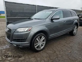 2015 Audi Q7 Premium Plus z VIN WA1LGAFE3FD029618, wystawiony jako Copart lot #58665605 z przebiegiem 146 148 mil mil oraz Tytuł czysty. Historia ofert i sprzedaży dostępna na DreamBid. Obrazek 1.