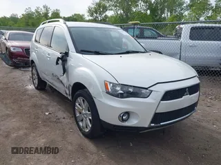 2010 Mitsubishi Outlander z VIN JA4AT3AW8AZ009830, wystawiony jako IAAI lot #42282853 z przebiegiem 144 963 mil mil oraz . Historia ofert i sprzedaży dostępna na DreamBid. Obrazek 1.
