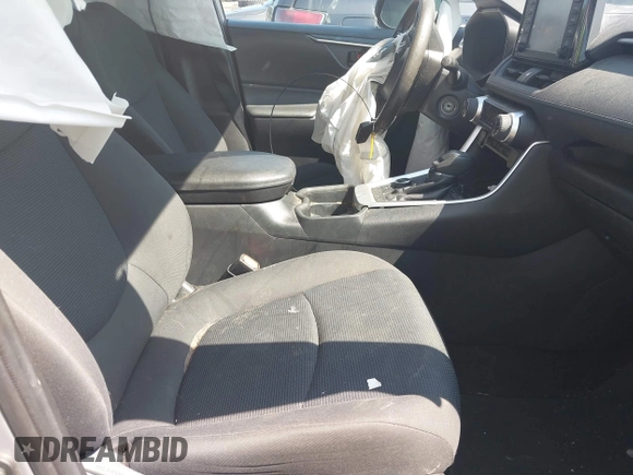 2019 Toyota RAV4 Hybrid LE with VIN 2T3MWRFVXKW031519, listed as a IAAI auction lot 42531170 with 68,160 mi miles and . Bid and sale history available at DreamBid. Image 5.