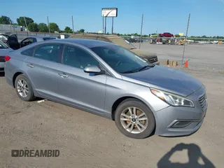 2016 Hyundai Sonata SE с VIN 5NPE24AF5GH348352, выставлен на аукционе IAAI как лот 42308182 с пробегом 175 498 миль миль и . История ставок и продаж доступна на DreamBid. Изображение 1.