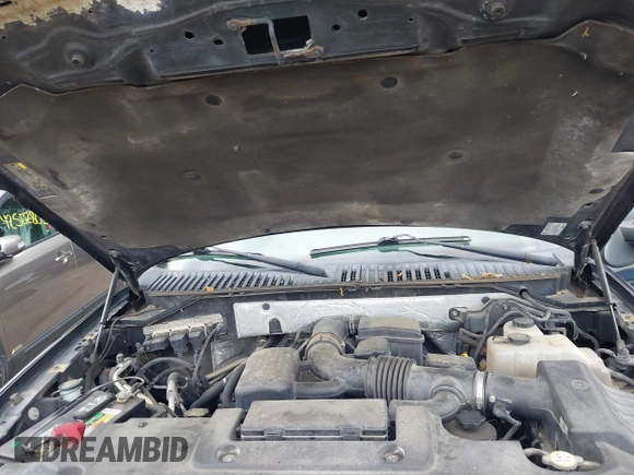 2013 Ford Expedition XLT с VIN 1FMJU1J54DEF31876, выставлен на аукционе IAAI как лот 42512937 с пробегом 240 046 миль миль и . История ставок и продаж доступна на DreamBid. Изображение 10.
