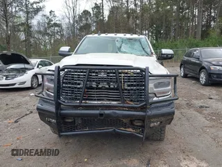 2022 Ram 2500 Laramie with VIN 3C6UR5FL3NG310109, listed as a IAAI auction lot 41832988 with 88,817 mi miles. Bid and sale history available at carsss.com. Image 12.
