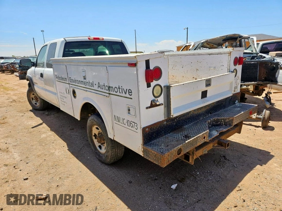 2007 GMC Sierra 2500HD Work Truck with VIN 1GDHC29U97E109075, listed as a Copart auction lot 62367145 with Not provided miles and Clean title. Bid and sale history available at DreamBid. Image 3.