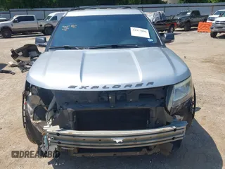2017 Ford Explorer XLT with VIN 1FM5K7D83HGA69028, listed as a IAAI auction lot 41977896 with 169,283 mi miles and . Bid and sale history available at carsss.com. Image 6.
