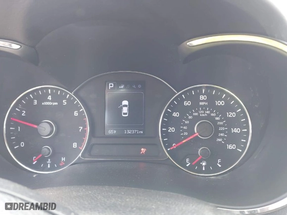 2018 Kia Forte LX with VIN 3KPFL4A76JE256687, listed as a IAAI auction lot 41850523 with 132,371 mi miles. Bid and sale history available at carsss.com. Image 7.