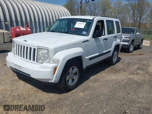 2012 Jeep Liberty Sport z VIN 1C4PJMAK7CW209305, wystawiony jako IAAI lot #42105378 z przebiegiem 136 617 mil mil oraz . Historia ofert i sprzedaży dostępna na DreamBid. Obrazek 2.