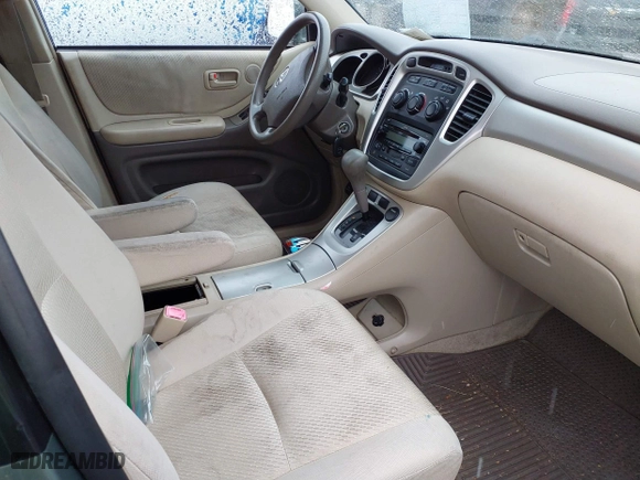 2004 Toyota Highlander with VIN JTEHD21A540032261, listed as a IAAI auction lot 41730761 with 214,720 mi miles. Bid and sale history available at carsss.com. Image 5.
