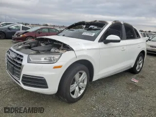 2018 Audi Q5 Premium with VIN WA1ANAFY0J2026008, listed as a Copart auction lot 76141374 with 0 mi miles and Non Repairable. Bid and sale history available at carsss.com. Image 1.