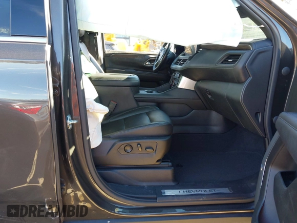 2021 Chevrolet Tahoe LT with VIN 1GNSCNKD6MR101324, listed as a IAAI auction lot 41369514 with 65,960 mi miles and . Bid and sale history available at DreamBid. Image 5.