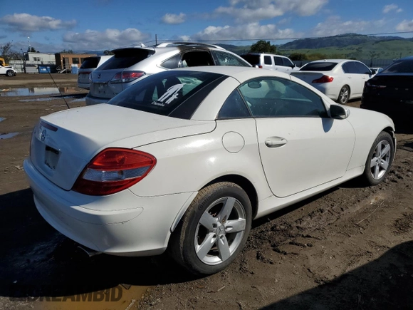 2006 Mercedes-Benz SLK 280 z VIN WDBWK54F36F093584, wystawiony jako Copart lot #51531255 z przebiegiem 155 165 mil mil oraz Tytuł czysty. Historia ofert i sprzedaży dostępna na DreamBid. Obrazek 3.