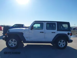 2020 Jeep Wrangler Unlimited Sport S z VIN 1C4HJXDG2LW335973, wystawiony jako IAAI lot #41376136 z przebiegiem 50 623 mil mil oraz . Historia ofert i sprzedaży dostępna na DreamBid. Obrazek 15.