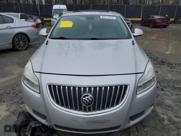 2013 Buick Regal with VIN 2G4GR5ER2D9244894, listed as a Copart auction lot 44171915 with 220,566 mi miles and Salvage Title. Bid and sale history available at carsss.com. Image 5.