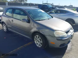 2007 Volkswagen Rabbit with VIN WVWBS71K17W231508, listed as a IAAI auction lot 41323850 with 176,544 mi miles. Bid and sale history available at carsss.com. Image 1.