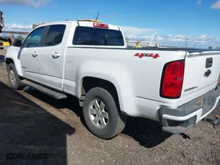 2018 Chevrolet Colorado 4WD Work Truck with VIN 1GCGTBEN0J1216173, listed as a IAAI auction lot 41788805 with 216,820 mi miles. Bid and sale history available at carsss.com. Image 3.