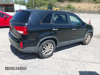 2014 Kia Sorento LX with VIN 5XYKT3A64EG508333, listed as a IAAI auction lot 42107255 with 150,600 mi miles. Bid and sale history available at carsss.com. Image 4.