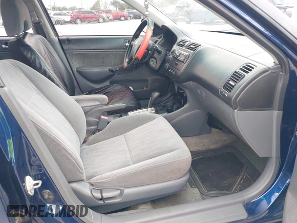 2004 Honda Civic LX with VIN 2HGES16514H602613, listed as a IAAI auction lot 39716121 with 215,401 mi miles and . Bid and sale history available at carsss.com. Image 5.