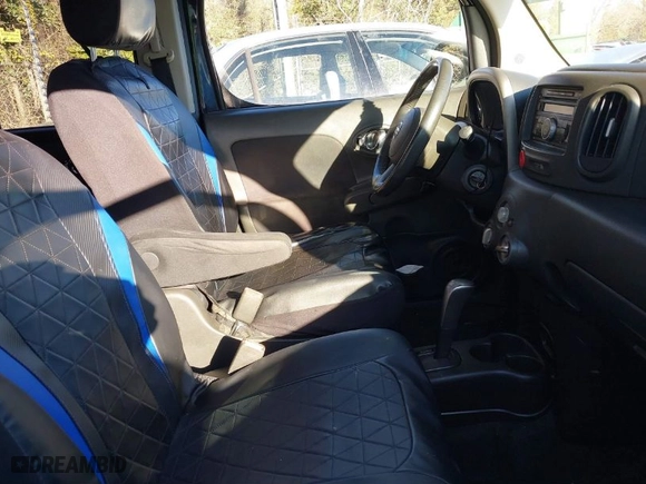 2010 Nissan Cube 1.8 SL with VIN JN8AZ2KR5AT155150, listed as a IAAI auction lot 41220917 with NaN miles. Bid and sale history available at carsss.com. Image 5.