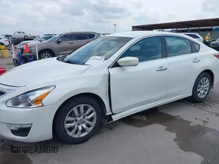 2015 Nissan Altima S with VIN 1N4AL3AP0FN879302, listed as a IAAI auction lot 42134972 with 100,873 mi miles and . Bid and sale history available at DreamBid. Image 18.