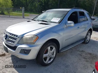 2009 Mercedes-Benz M 3.5L with VIN 4JGBB86E69A476308, listed as a IAAI auction lot 42133542 with 189,523 mi miles. Bid and sale history available at carsss.com. Image 2.