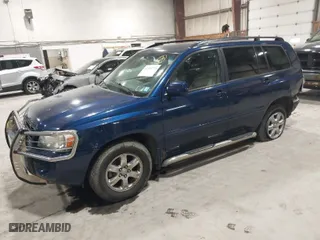 2004 Toyota Highlander with VIN JTEEP21A340004047, listed as a IAAI auction lot 41919779 with 274,110 mi miles. Bid and sale history available at carsss.com. Image 2.