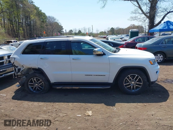 2018 Jeep Grand Cherokee Limited with VIN 1C4RJFBG6JC363405, listed as a IAAI auction lot 42101110 with 117,219 mi miles and . Bid and sale history available at DreamBid. Image 13.