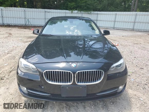 2013 BMW 5 Series 528i xDrive with VIN WBAXH5C55DDW16395, listed as a Copart auction lot 65397985 with 161,661 mi miles and Clean title. Bid and sale history available at DreamBid. Image 5.