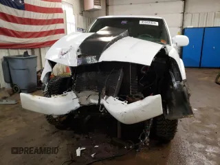 2003 GMC Sonoma SLS with VIN 1GTCT19X938160510, listed as a Copart auction lot 85343934 with 153,593 mi miles and Salvage Title. Bid and sale history available at carsss.com. Image 5.