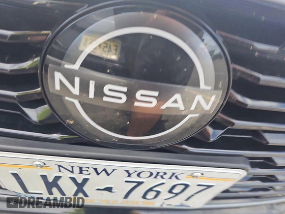 2024 Nissan Sentra SV with VIN 3N1AB8CV7RY294068, listed as a IAAI auction lot 42852813 with 26,702 mi miles and . Bid and sale history available at DreamBid. Image 4.