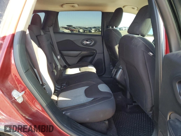 2017 Jeep Cherokee Altitude with VIN 1C4PJMAS4HW533030, listed as a Copart auction lot 76610214 with 213,554 mi miles and Clean title. Bid and sale history available at DreamBid. Image 11.