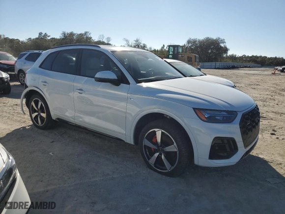 2024 Audi Q5 S line Premium Plus with VIN WA1EAAFY7R2140225, listed as a Copart auction lot 47523225 with 2,851 mi miles and Salvage Title. Bid and sale history available at carsss.com. Image 4.